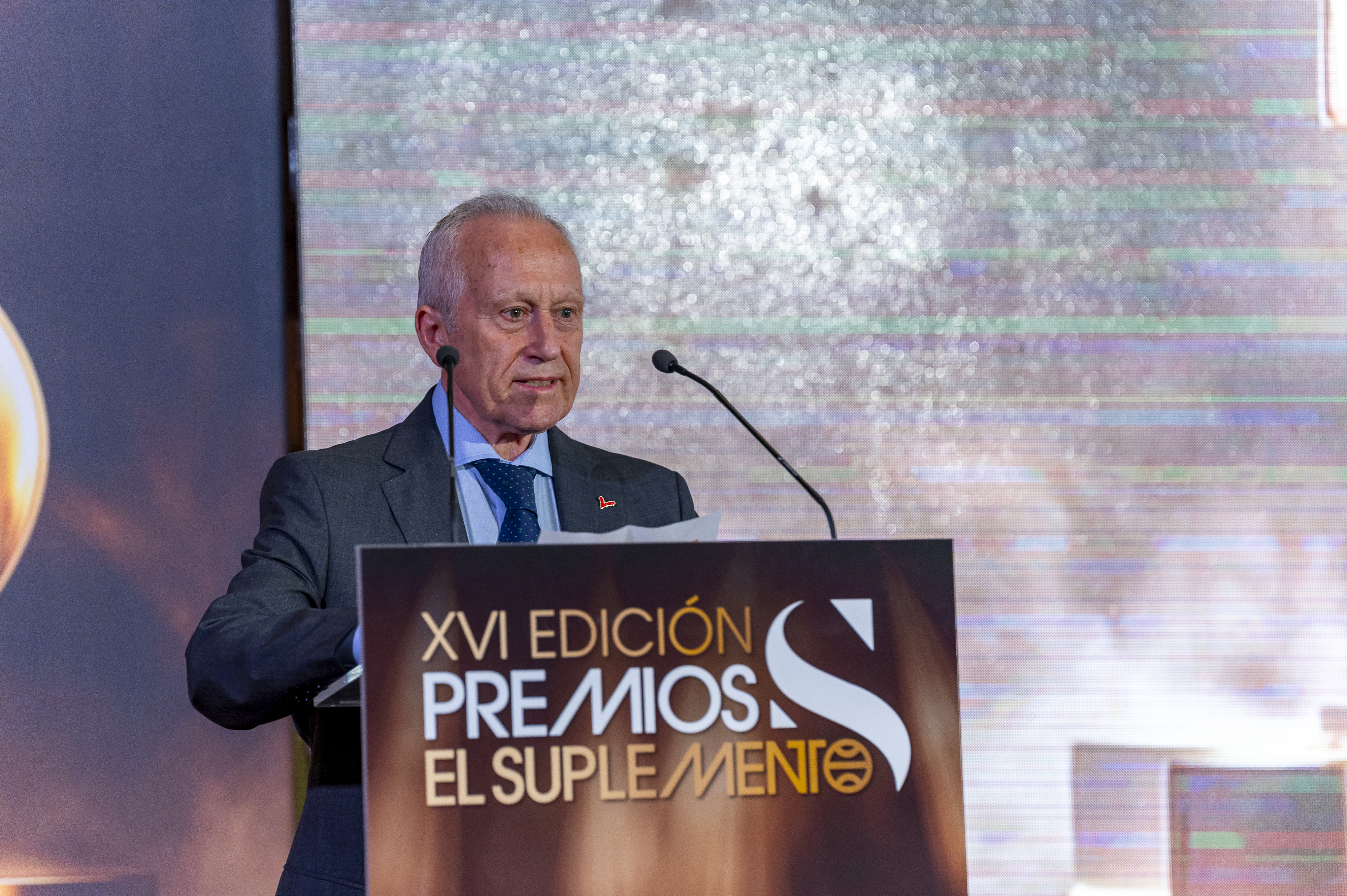XVI Premios Nacionales El Suplemento 2026 — CEO recoge el galardón